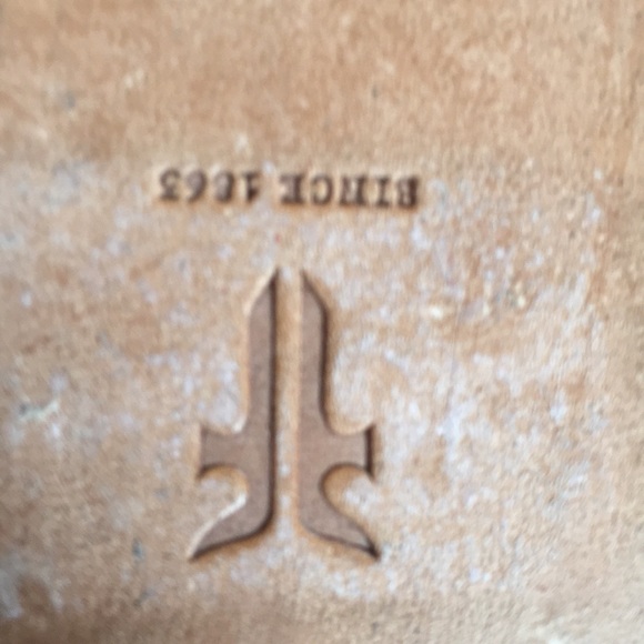 NWOT FRYE Ally slides - Picture 8 of 8